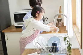 退休女人惊见老公儿孙满堂，35年丁克生活大揭秘！图片