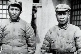 井冈山会师后，选出了四位领导人，为什么三位都是朱德的人图片