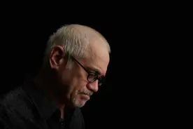 有多少夫妻到中年，不愿意与另一半亲吻了？图片