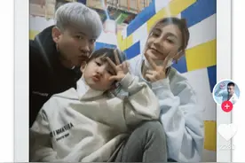 曝曹云金与前妻唐菀复婚，男方晒一家三口合影，女儿模样神似父亲图片