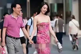 竟是老手！董小姐两年前曾“主动求包养”，明确表明：按月不按次图片