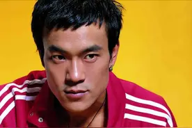 演员廖凡：妻子比他大5岁，对感情始终如一，被妻子改造也幸福图片