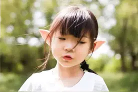 “鸡娃”的那群家长，又开始对孩子的耳朵下手了图片