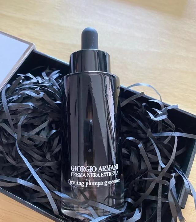 给50岁女人的建议：遇到这4款“精华”可以多囤点，实打实的抗老