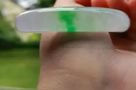 如何鉴定翡翠真假，一篇文章让你看明白图片