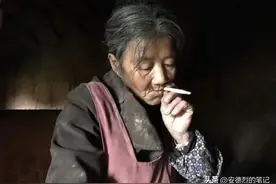 甘肃60岁流浪老太，用捡来的废品，5年盖了3层楼！结局令她绝望图片