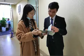 石家庄市中山东路街道开展人才绿卡宣传活动图片