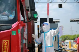 33℃下的“守门人”！苏州的夏天请慢些来图片