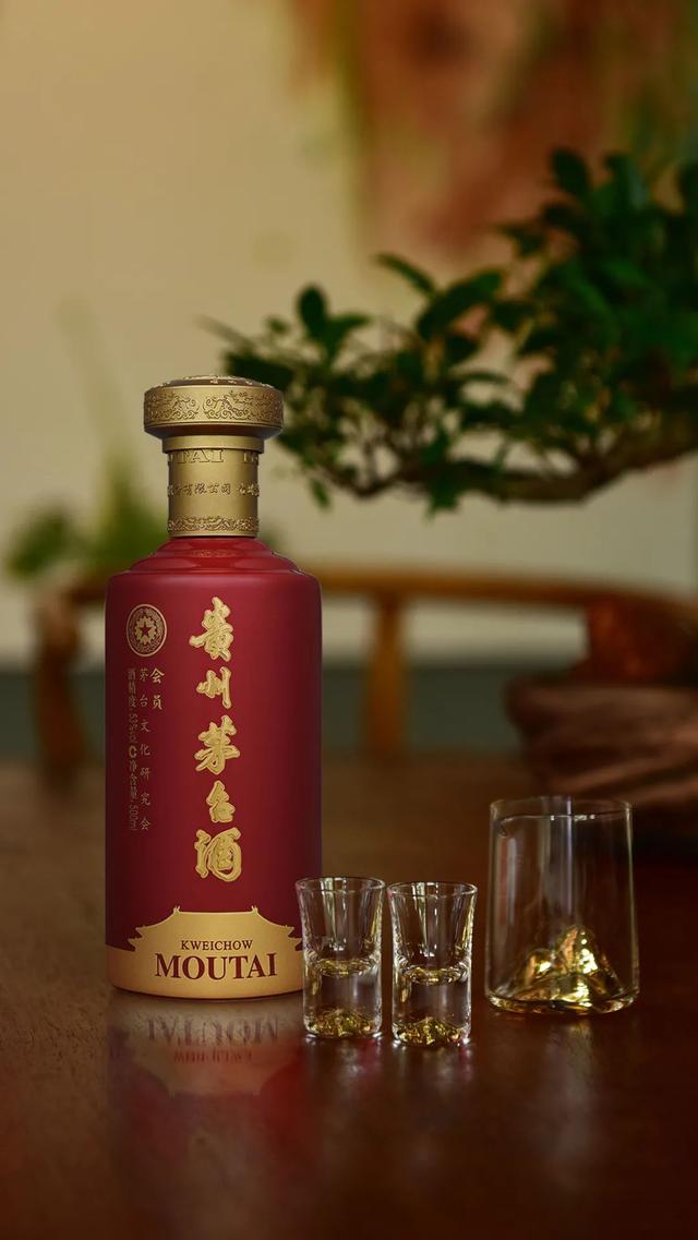 除了500ml,这些规格的飞天茅台酒也受藏家青睐(飞天茅台系列酒有哪些