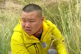 偷懒、黑脸、睡大觉，草根出身的岳云鹏，终于活成自己讨厌的样子图片