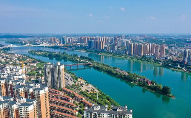 为什么地处我国中部地区的湖南省，会有“三湘四水”的别称？