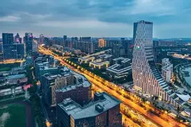 十大国家中心城市，9个已经确定，剩下一个谁能争取？图片