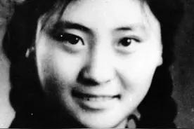 袁霞：不仅是一位女演员，更是一名文艺兵，还参加过“抗美援朝”图片