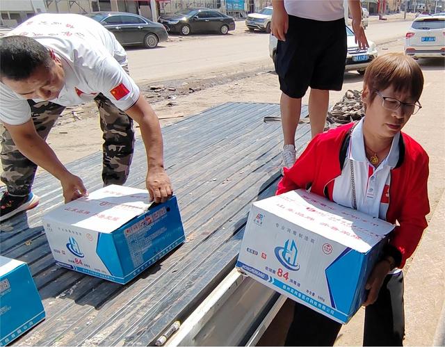 心手相印为涿州受灾群众送上燕赵儿女的关爱