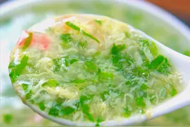 疫情放开后，建议中老年人少油少盐，多吃蔬菜提高免疫，平安过冬图片