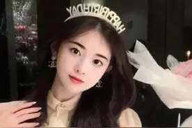 出水芙蓉艳四方，冰清玉洁度春光图片