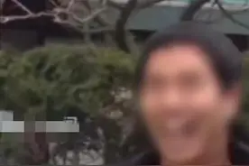 震撼！福冈街头约20男子赤裸露体、10人全裸！图片