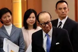 跑路10年后，李嘉诚又回内地投资了图片