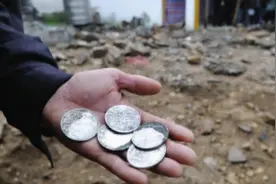 浙江农民自家老宅挖出地下银行，专家估值超百万，关键还不用上交图片