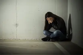 孩子明明没那么严重，为什么被诊断为双相？Ta有可能是“伪双相”图片