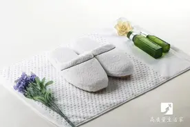 家里的保鲜膜别再放着了，用到这些地方，一年能省不少钱！图片