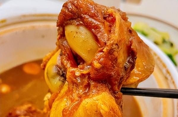 花胶红枣西洋参炖鸡汤 花胶西洋参炖鸡的做法与功效