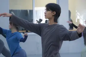 冰墩墩“内胆”自曝身份，是00后高颜值大学生，好的都上交国家了图片