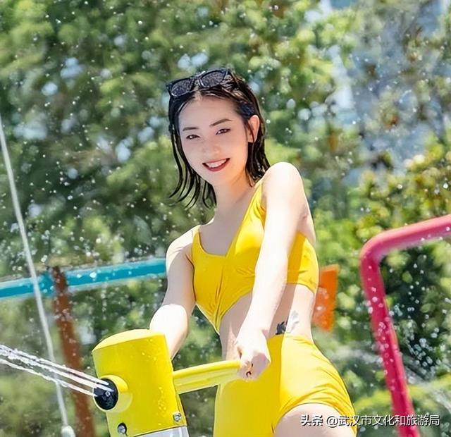 泳池“海王”！水中按摩！玛雅还能这么玩？！