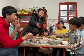 68岁大妈感叹：春节在女儿家住了9天，以后就算给钱也不会再去了图片