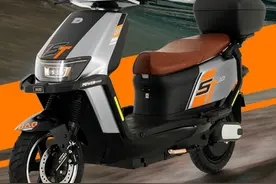 电动车大战，抢占市场，降幅800-1200元，雅迪、爱玛、新日出手了图片