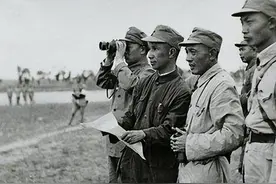 1947年莱芜战役，粟裕用兵不合常理，毛主席急电：你是不是搞错了图片