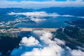 他曾是湖北省委书记，官至副总理，三峡工程推动者，遗言感人肺腑图片