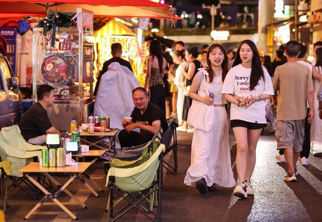贵阳太平路，越夜越精彩！