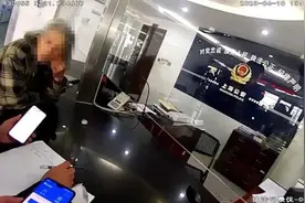 老人记忆定格几十年前,"领"着民警一路寻找过去,背后故事令人遗憾图片