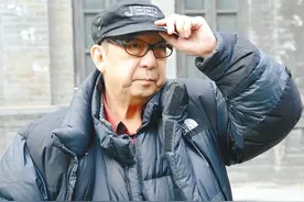 导演郭宝昌：扶持张艺谋，三婚娶小15岁娇妻，养母却至死不原谅他图片