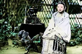 万恶的旧社会,图2是1892年贩卖奴隶现场,图6是才女陆小曼的老年照图片