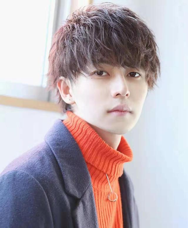 为什么日韩男生很少留两边铲青发型?了解这三点,你就知道原因了