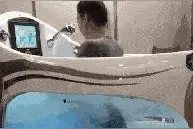 神回复：一人一年产生310斤粪便，70亿人的粪便哪去了？神评真绝图片