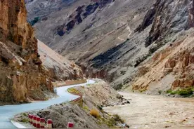 只要吞并这个邻国，西里古里走廊将固若金汤，印度却至今不敢动手图片