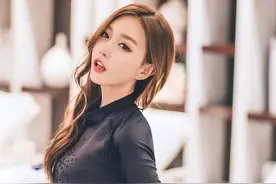 为什么有的女生一个胸大一个胸小？背后的原因你或许不了解！图片