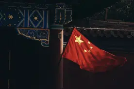7月8日上午，国际上传来5个消息：菲舰强闯仁爱礁与中方发生冲突图片