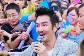 男星整容也疯狂！5位男星“换头”打针皮笑肉不笑，样貌让人惊吓图片