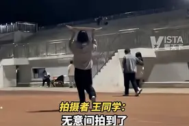 山西与河北两地空中出现不明飞行物，霍金的预言真的要实现了吗？图片