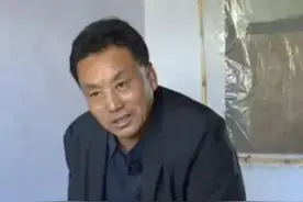 55岁男子相亲要求婚后必须生小孩，女嘉宾反驳：你家有千亿资产吗图片