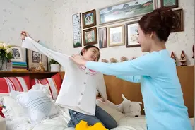 “千万不要把女儿打扮得太漂亮”，心理学家的建议，宝妈要照做图片