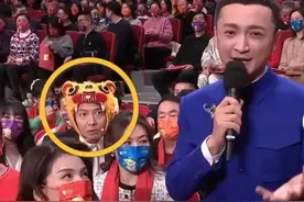 神回复：乔杉一只脚踏进了影视圈，另一只脚永远留在了洗脚城图片