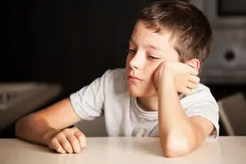 为什么男生都变娘了？真实案例分析：爸爸去哪儿了？图片