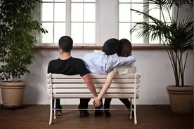 如何让老公主动放弃小三？图片