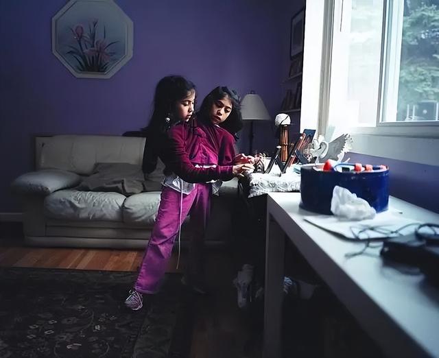 而在早期的中国病史上就有这么一对连体人兄弟,他们是上半身相连