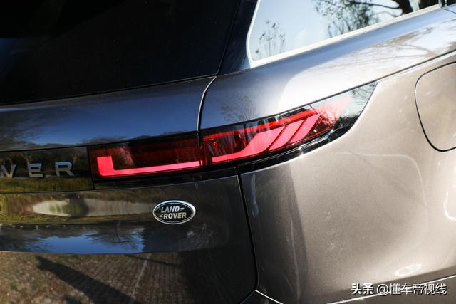 新车｜百万级SUV还能怎样平衡动感和舒适？试驾全新揽胜运动版